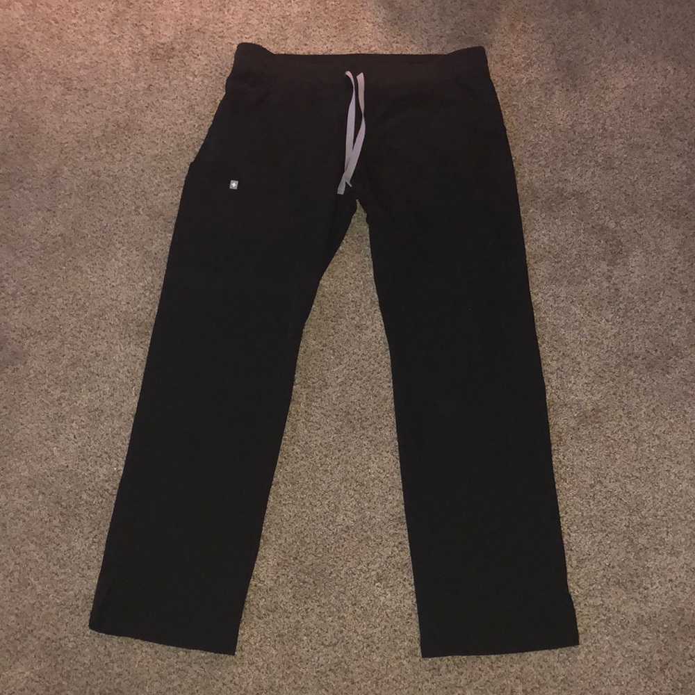 Figs Livingston Scrub Pants. Size Large